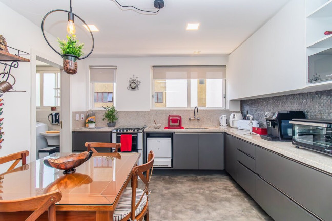 Foto do imóvel Apartamento com 3 Quartos à Venda, 127 m² em Mont Serrat - Porto Alegre