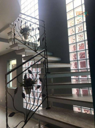 Imagem Sobrado com 3 Quartos à Venda, 283 m² em Parque São Domingos - São Paulo