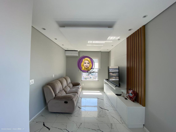 Apartamento com 2 Quartos à Venda, 74 m² em Embaré - Santos