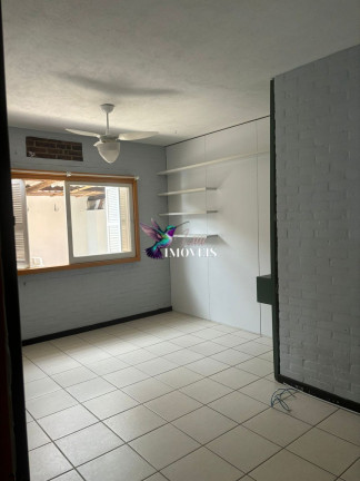 Imagem Casa com 3 Quartos à Venda, 126 m² em Centro - Torres
