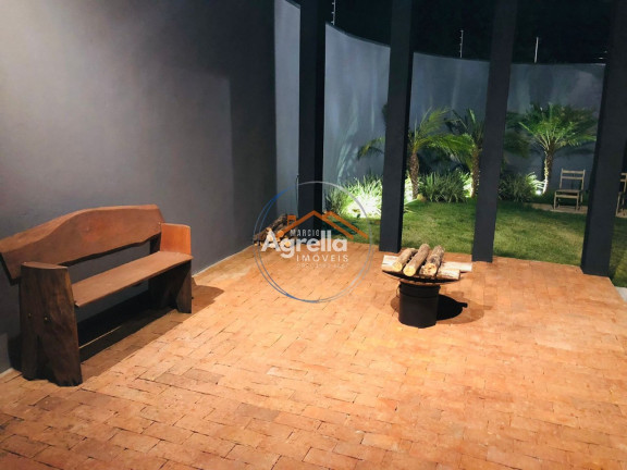 Imagem Imóvel com 3 Quartos à Venda, 350 m² em Chacara Das Uvas - Mogi Mirim Imagem Imóvel com 3 Quartos à Venda, 350 m² em Chacara Das Uvas - Mogi Mirim