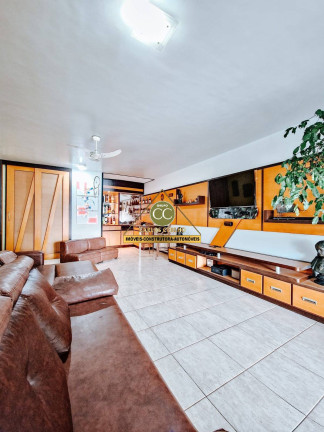 Casa à Venda, 200 m² em Centro - Cabo Frio