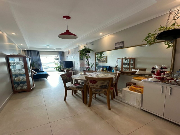 Imagem Apartamento com 2 Quartos à Venda, 65 m²