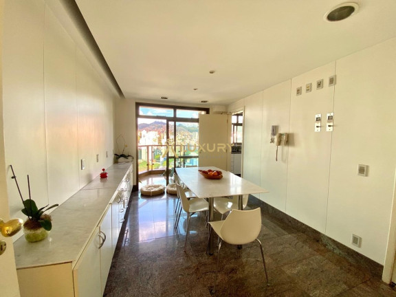 Imagem Imóvel com 5 Quartos à Venda, 500 m² em Funcionários - Belo Horizonte