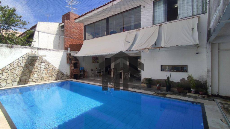 Casa com 5 Quartos à Venda, 400 m² em Bairro Novo - Olinda
