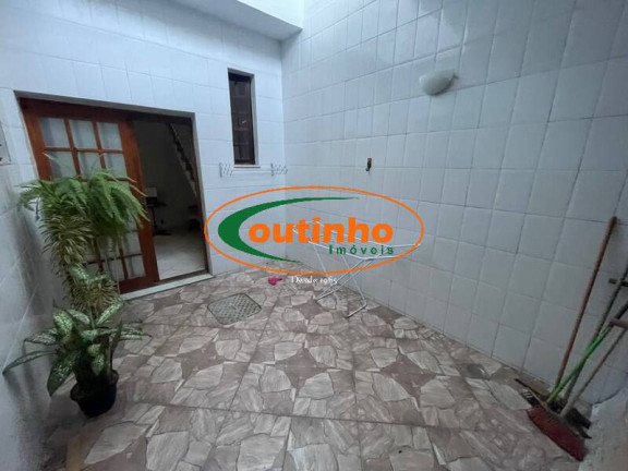 Imagem Casa com 4 Quartos à Venda, 120 m² em Rio Comprido - Rio De Janeiro Imagem Casa com 4 Quartos à Venda, 120 m² em Rio Comprido - Rio De Janeiro