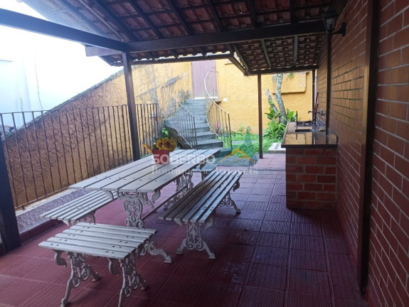 Imagem Casa com 3 Quartos à Venda, 143 m² em Parque Do Ingá - Teresópolis