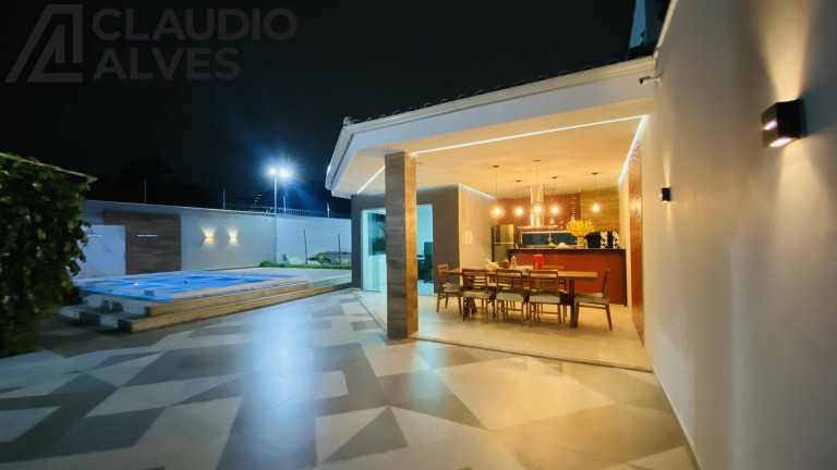 Imagem Casa com 3 Quartos à Venda, 300 m² em Cidade Nova - Feira De Santana Imagem Casa com 3 Quartos à Venda, 300 m² em Cidade Nova - Feira De Santana