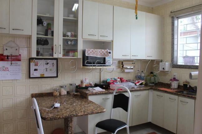 Imagem Casa com 3 Quartos à Venda, 360 m² em Trindade - Florianópolis Imagem Casa com 3 Quartos à Venda, 360 m² em Trindade - Florianópolis