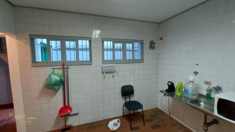 Imagem Sobrado com 3 Quartos à Venda, 200 m² em Jardim Aeroporto - São Paulo