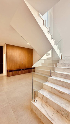 Imagem Casa com 3 Quartos à Venda, 300 m² em Roncáglia - Valinhos Imagem Casa com 3 Quartos à Venda, 300 m² em Roncáglia - Valinhos