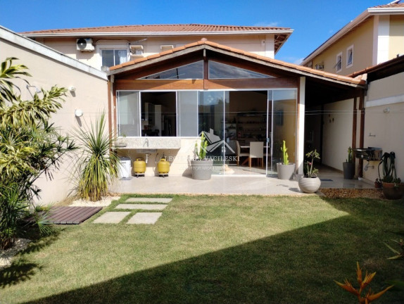 Imagem Casa com 3 Quartos à Venda, 234 m² em Morada De Laranjeiras - Serra Imagem Casa com 3 Quartos à Venda, 234 m² em Morada De Laranjeiras - Serra