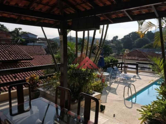 Imagem Casa com 2 Quartos à Venda, 262 m² em Maria Paula - Niterói Imagem Casa com 2 Quartos à Venda, 262 m² em Maria Paula - Niterói