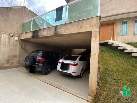 Imagem Casa com 4 Quartos à Venda, 300 m² em Ibituruna - Montes Claros Imagem Casa com 4 Quartos à Venda, 300 m² em Ibituruna - Montes Claros