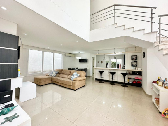 Imagem Casa com 4 Quartos à Venda, em -- - Capao Da Canoa Imagem Casa com 4 Quartos à Venda, em -- - Capao Da Canoa
