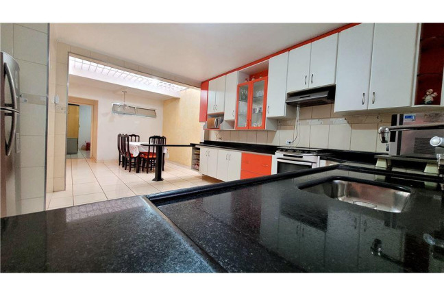 Imagem Casa com 3 Quartos à Venda, 219 m² em Parque Oratório - Santo André Imagem Casa com 3 Quartos à Venda, 219 m² em Parque Oratório - Santo André