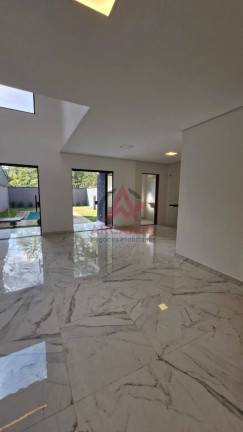 Imagem Casa com 3 Quartos à Venda, 195 m² em Nova Cerejeira - Atibaia Imagem Casa com 3 Quartos à Venda, 195 m² em Nova Cerejeira - Atibaia
