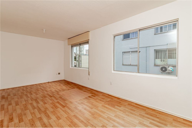 Imagem Apartamento com 1 Quarto à Venda, 32 m² em Cidade Baixa - Porto Alegre