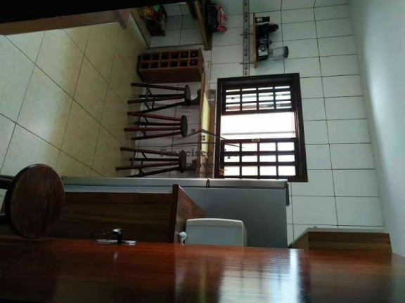 Imagem Casa com 2 Quartos à Venda, 110 m² em Beira Rio - Guaratinguetá Imagem Casa com 2 Quartos à Venda, 110 m² em Beira Rio - Guaratinguetá