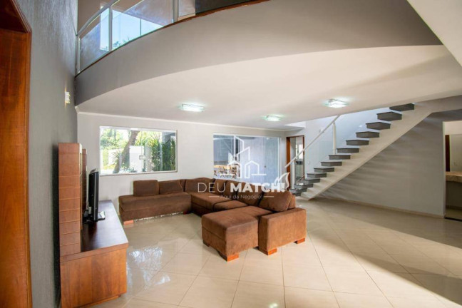 Imagem Casa com 4 Quartos à Venda, 400 m² em Condomínio Shambala I - Atibaia