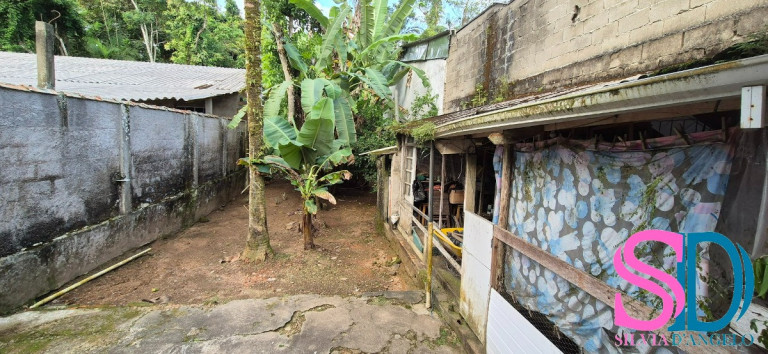 Imagem Casa com 2 Quartos à Venda, 135 m² em Centro - Ubatuba Imagem Casa com 2 Quartos à Venda, 135 m² em Centro - Ubatuba