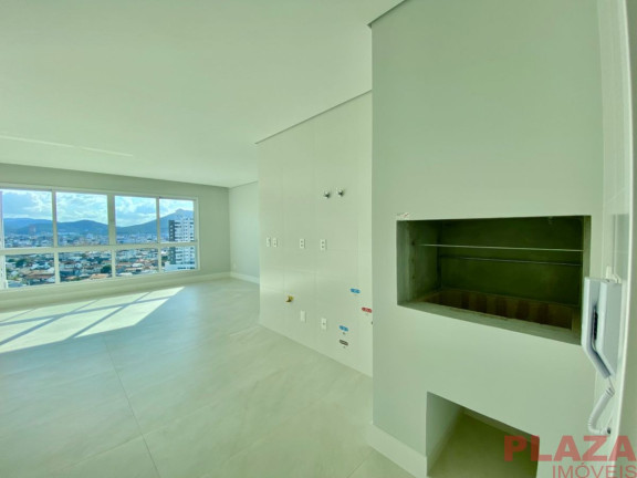 Imagem Apartamento com 4 Quartos à Venda, 132 m² em Centro - Balneário Camboriú Imagem Apartamento com 4 Quartos à Venda, 132 m² em Centro - Balneário Camboriú