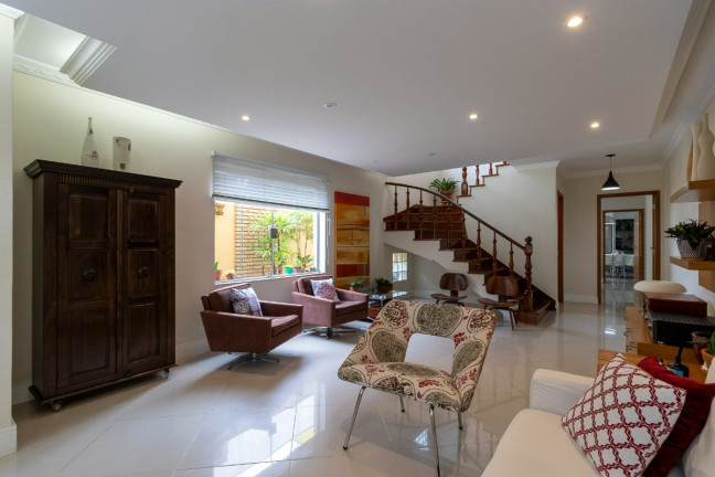 Imagem Sobrado com 3 Quartos à Venda, 318 m² em Vila Guarani (z Sul) - São Paulo