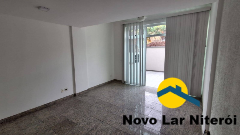 Imagem Casa com 2 Quartos à Venda, 130 m² em São Francisco - Niterói Imagem Casa com 2 Quartos à Venda, 130 m² em São Francisco - Niterói