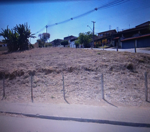 Terreno à Venda, 400 m² em Jardim Bela Vista - Taubaté