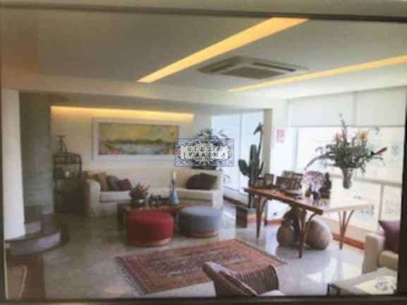 Imagem Cobertura com 5 Quartos à Venda, 367 m² em Ipanema - Rio De Janeiro Imagem Cobertura com 5 Quartos à Venda, 367 m² em Ipanema - Rio De Janeiro