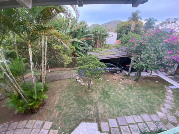 Imagem Sobrado com 5 Quartos à Venda, 310 m² em Armação - Penha Imagem Sobrado com 5 Quartos à Venda, 310 m² em Armação - Penha