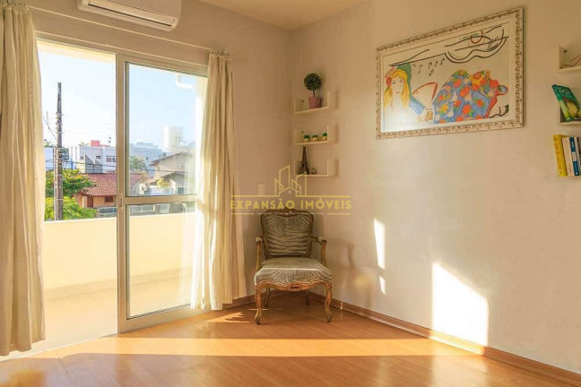 Imagem Casa com 7 Quartos à Venda, 580 m² em Ingleses Do Rio Vermelho - Florianópolis Imagem Casa com 7 Quartos à Venda, 580 m² em Ingleses Do Rio Vermelho - Florianópolis