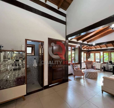 Imagem Casa de Condomínio com 3 Quartos à Venda, 320 m² em Chácara Dos Lagos - Carapicuíba