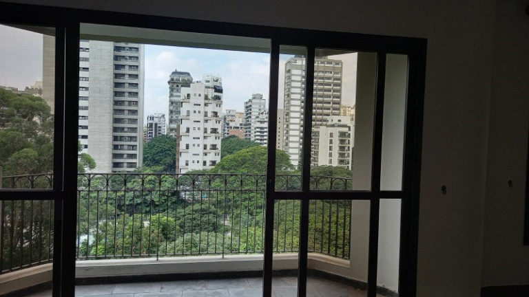 Imagem Imóvel com 3 Quartos à Venda, 142 m² em Vila Nova Conceição - São Paulo Imagem Imóvel com 3 Quartos à Venda, 142 m² em Vila Nova Conceição - São Paulo