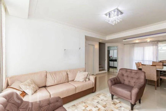 Imagem Sobrado com 3 Quartos à Venda, 180 m² em Boqueirão - Curitiba