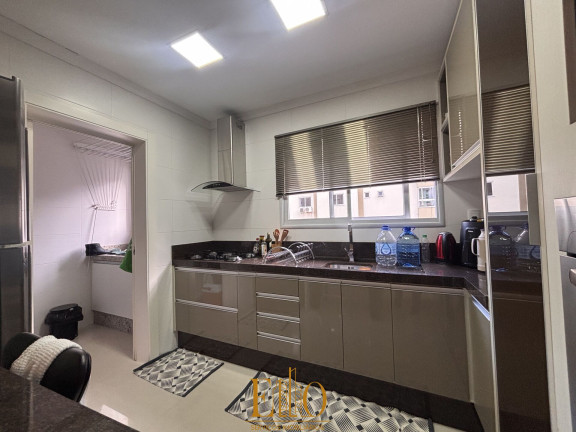 Imagem Apartamento com 4 Quartos à Venda, 171 m² em Meia Praia - Itapema Imagem Apartamento com 4 Quartos à Venda, 171 m² em Meia Praia - Itapema