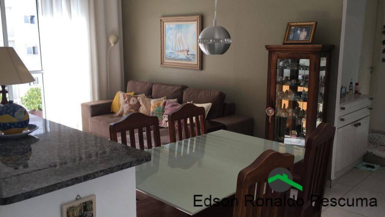 Imagem Apartamento com 2 Quartos à Venda, 71 m² em Jardim Tupanci - Barueri