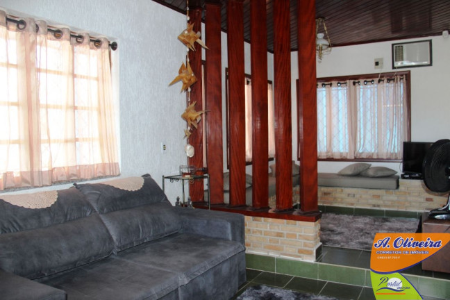 Imagem Sobrado com 7 Quartos à Venda, 216 m² em Perequê Açu - Ubatuba Imagem Sobrado com 7 Quartos à Venda, 216 m² em Perequê Açu - Ubatuba