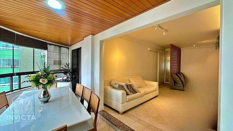 Imagem Apartamento com 2 Quartos à Venda, 97 m² em Centro - Balneário Camboriú Imagem Apartamento com 2 Quartos à Venda, 97 m² em Centro - Balneário Camboriú
