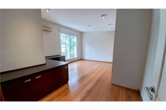 Imagem Casa com 3 Quartos para Alugar, 450 m² em Vila Nova Conceição - São Paulo Imagem Casa com 3 Quartos para Alugar, 450 m² em Vila Nova Conceição - São Paulo