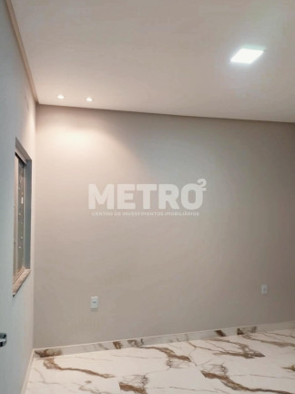 Imagem Casa com 1 Quarto à Venda, 131 m² em Vale Dourado - Petrolina Imagem Casa com 1 Quarto à Venda, 131 m² em Vale Dourado - Petrolina