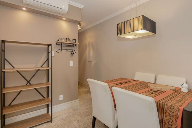 Imagem Apartamento com 2 Quartos à Venda, 5.000 m² em Auxiliadora - Porto Alegre Imagem Apartamento com 2 Quartos à Venda, 5.000 m² em Auxiliadora - Porto Alegre