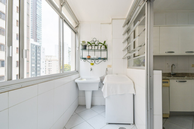 Imagem Apartamento com 3 Quartos à Venda, 145 m² em Itaim Bibi - São Paulo