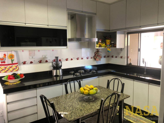 Imagem Casa com 5 Quartos à Venda, 440 m² em Cond Residencial Florais Dos Lagos - Cuiabá