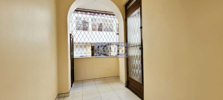Imagem Imóvel com 2 Quartos à Venda, 102 m² em Copacabana - Rio De Janeiro