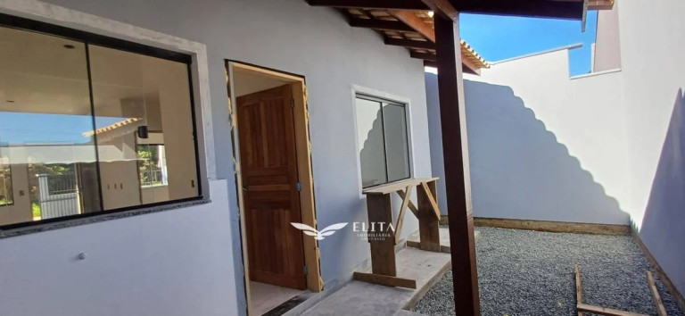 Imagem Casa com 2 Quartos à Venda, 50 m² em Quinta Dos Açorianos - Barra Velha Imagem Casa com 2 Quartos à Venda, 50 m² em Quinta Dos Açorianos - Barra Velha
