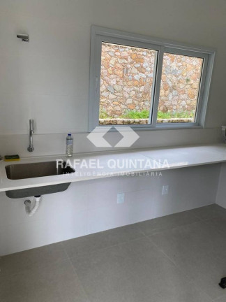 Imagem Casa com 6 Quartos à Venda, 600 m² em Praia Brava - Florianópolis Imagem Casa com 6 Quartos à Venda, 600 m² em Praia Brava - Florianópolis