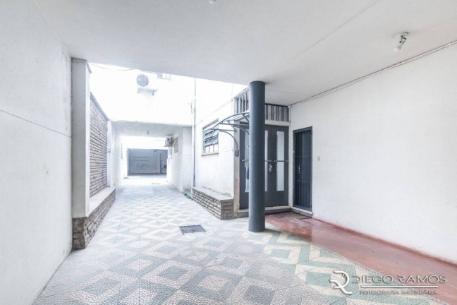 Imagem Apartamento com 2 Quartos à Venda, 83 m² em Moinhos De Vento - Porto Alegre Imagem Apartamento com 2 Quartos à Venda, 83 m² em Moinhos De Vento - Porto Alegre