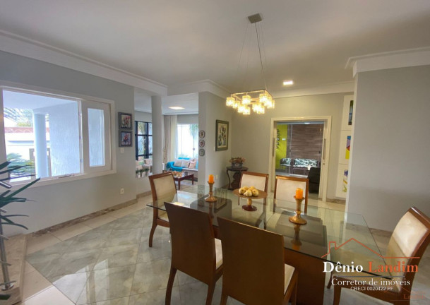Imagem Casa com 4 Quartos à Venda, 329 m² em Ibituruna - Montes Claros Imagem Casa com 4 Quartos à Venda, 329 m² em Ibituruna - Montes Claros