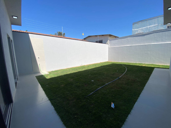 Imagem Casa com 3 Quartos à Venda, 164 m² em Jardim Dos Turistas - Caldas Novas